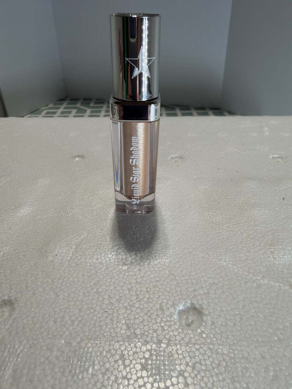 Jeffree Star Cosmetics Liquid Star Shadow - Favorite Frosting